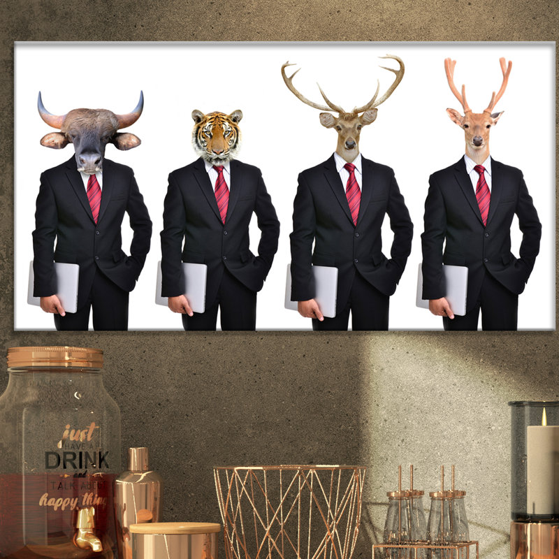 «Animals in Americana suit», impression, H 36 po x l 46 po x P 1,5 po, Bois