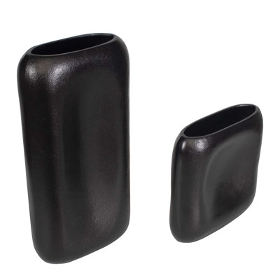 Vases brun foncé anodiques Uttermost