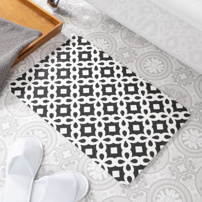 Fort Calhoun Non-Slip Bath Mat