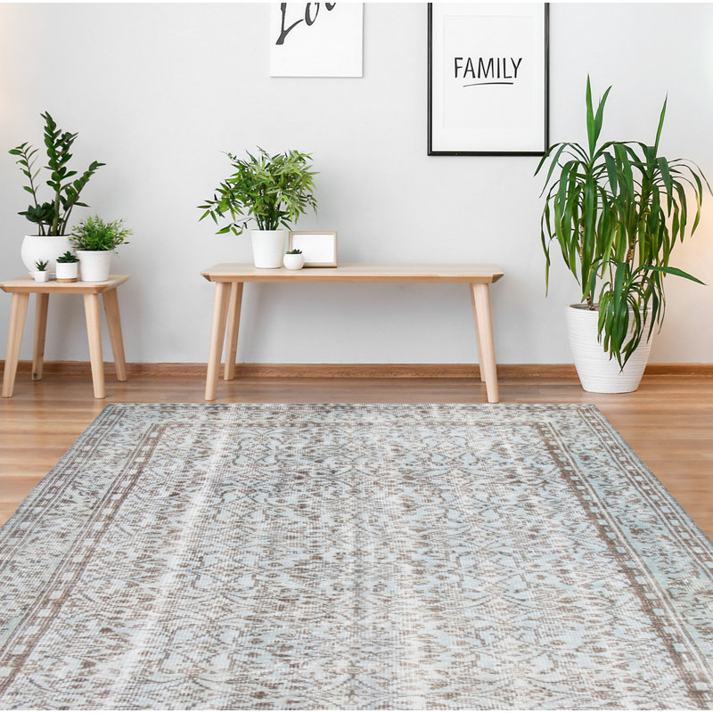 Tapis unique en laine noué à la main de style années 2000 de 5 pi 3 po x 9 pi 1 po Odelin