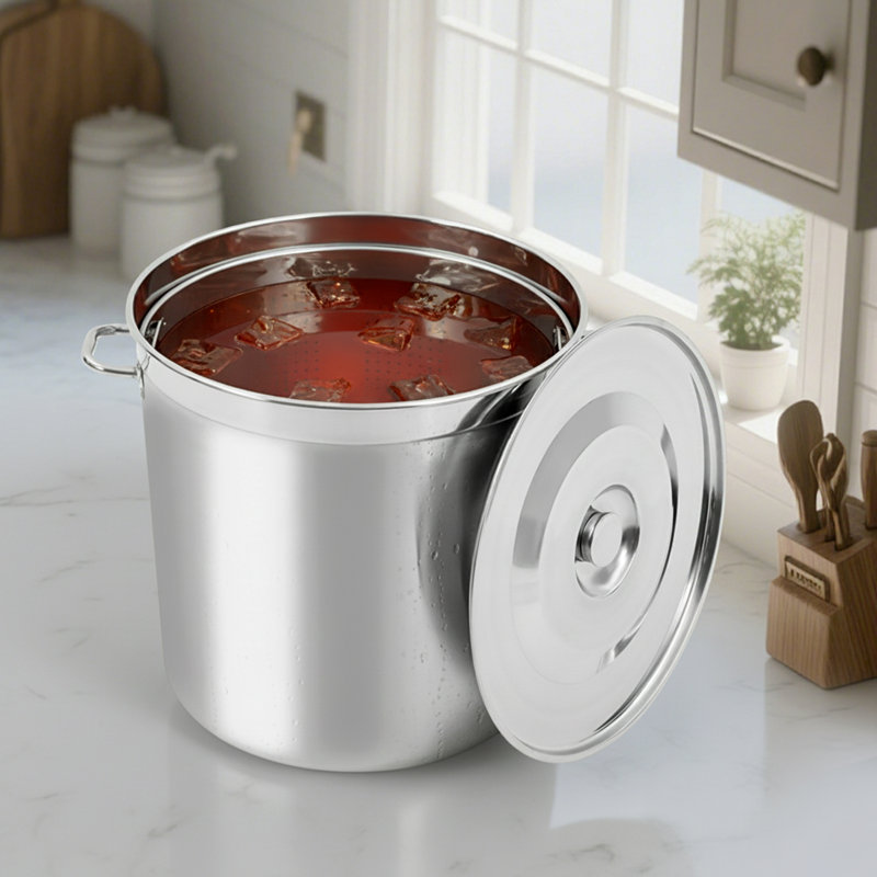 Stainless Steel Soup Pot with Lid and Basket