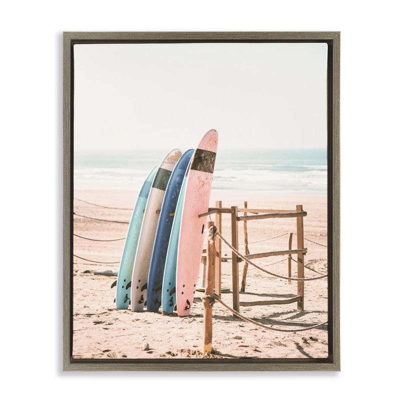 Cadre flottant rétro avec planches de surf de plage, design par Sissi et Seb, H 31 po x l 25 po, Brun