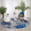 Tapis bleu Cannes-591017564