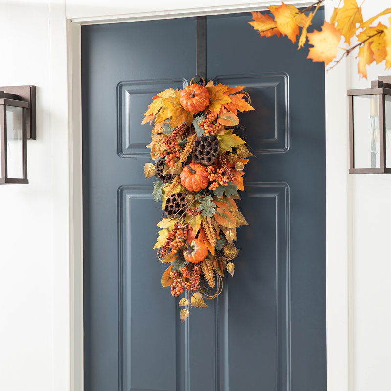 25"H Fall Pumpkin Leaf  Teardrop