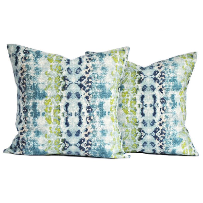 Housse de coussin bleu et vert Ikat, H 17 po x l 17 po