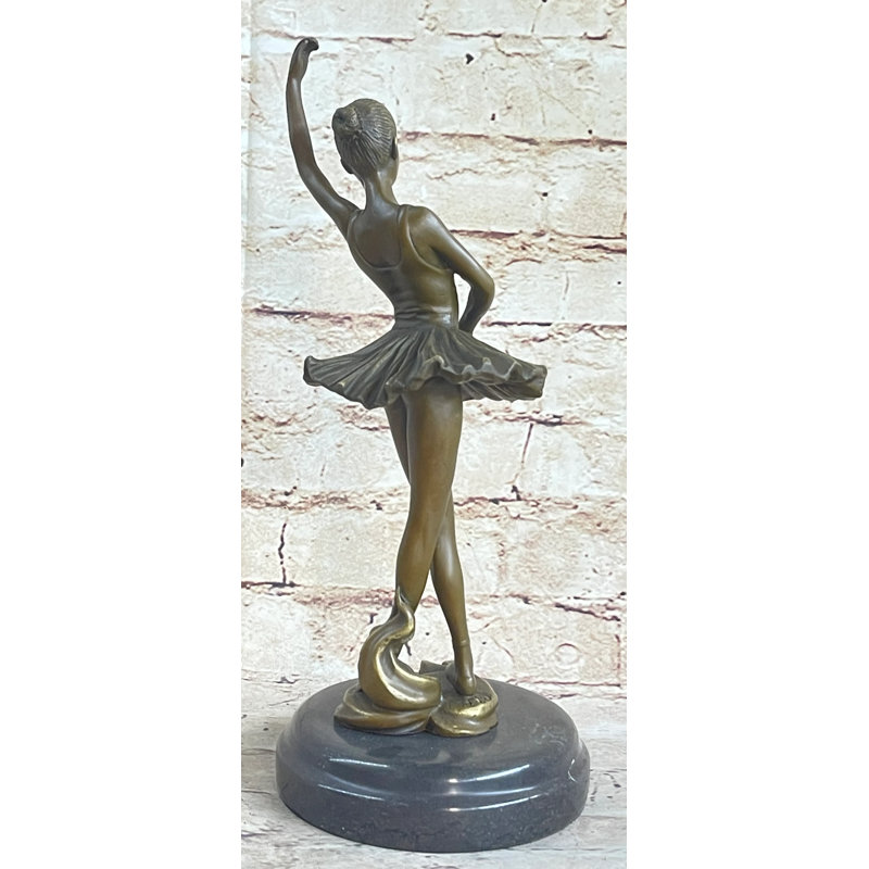 Figurine Connerville Prima Ballerina Dancer Girl