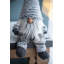 Gnome assis avec chapeau en fausse fourrure-1885903233