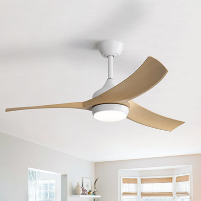 Ventilateur de plafond moderne à 3 pales de 52 po avec lumière et télécommande Whisper, adapté pour un abri intérieur / extérieur, disponible en 3 couleurs