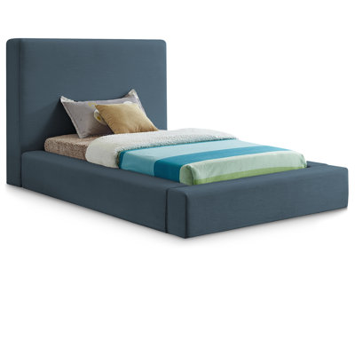 Ishia Velvet Upholstered Bed