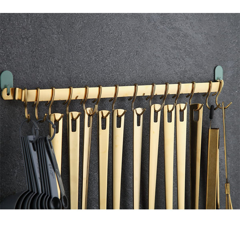 Belfry Kitchen Sincere 37 Utensil Set