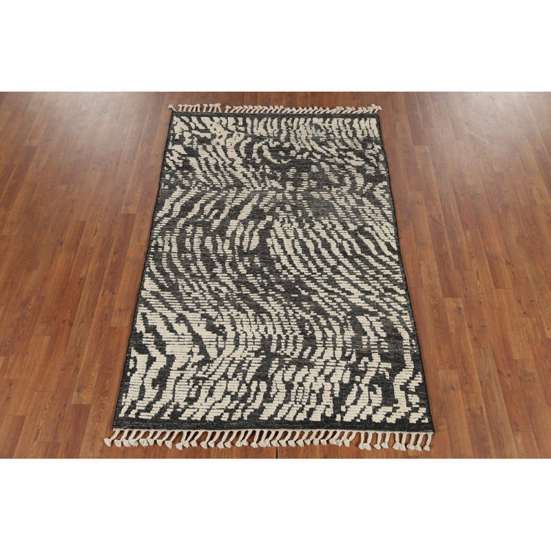 Black & White Handmade Moroccan Abstract Rug 4x6