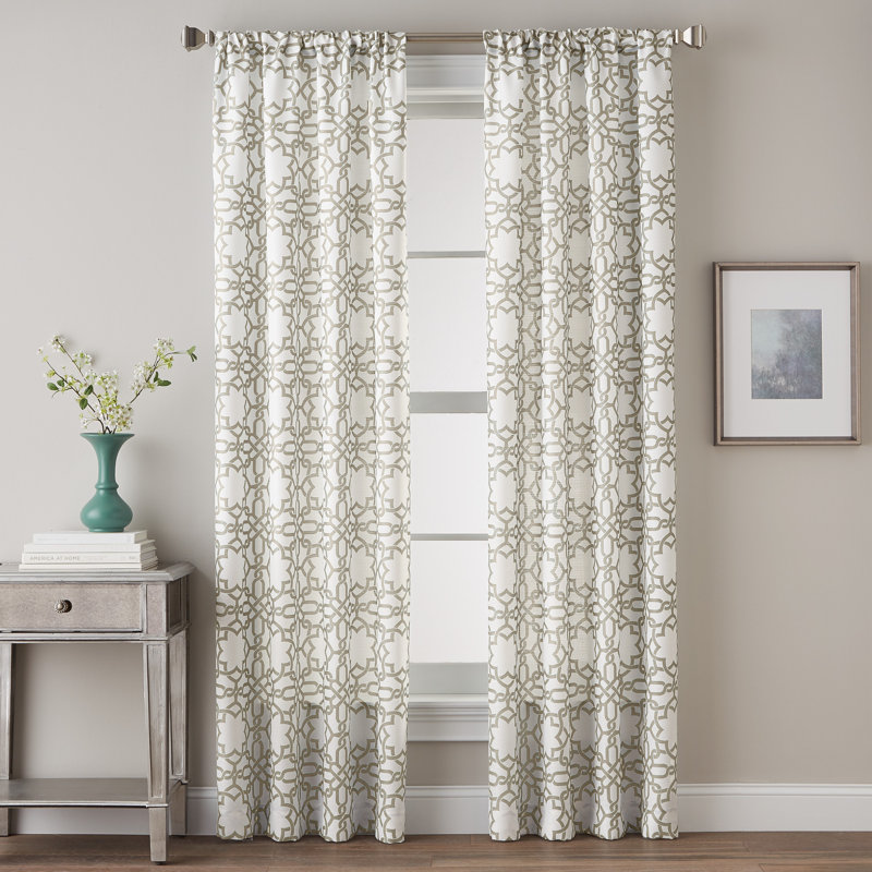 Paire de rideaux transparents avec passe-tringle Niemi, L 40 po x L 95 po, Bleu écume de mer