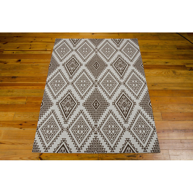 Alieza Geometric Indoor Rug