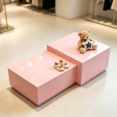 Ensemble de tables de présentation Modern Step