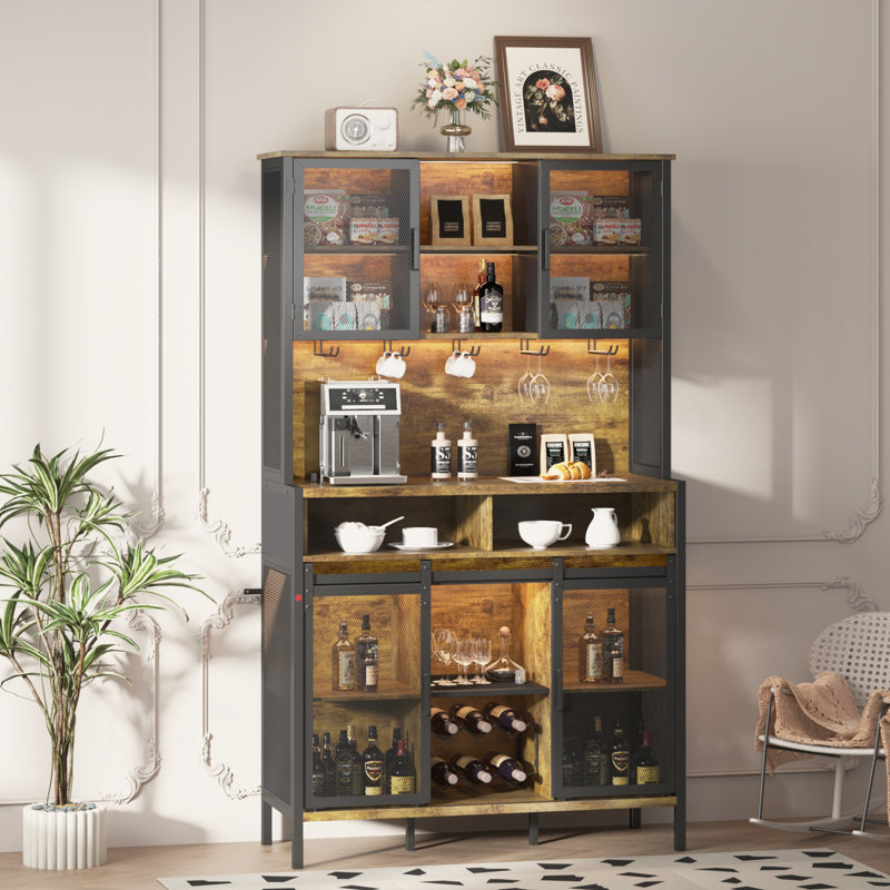 Garde-manger Guitterez, Brun rustique