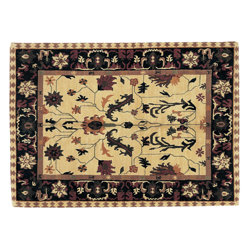 Wool Oriental Area Rug in Beige/Black, Rectangle 6' x 9'