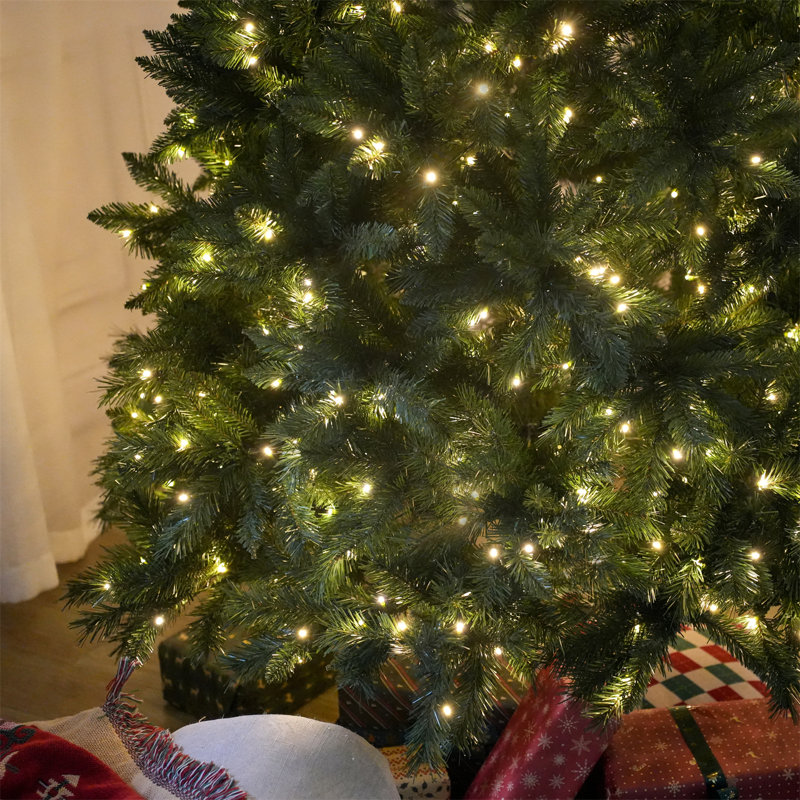 Artificial Christmas Tree, 5.12 ft, Pre-Lit