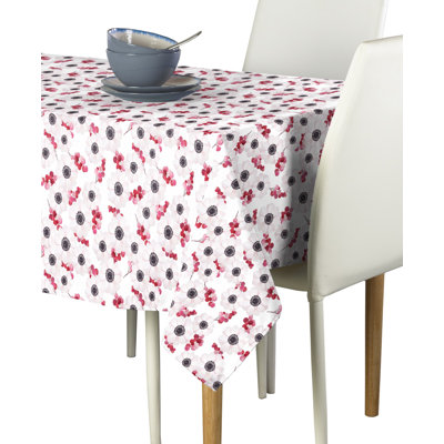 Humble Brag Dogwood and Berries Tablecloth