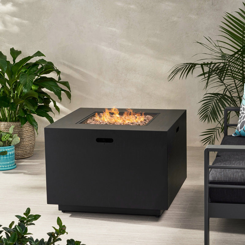 Foyer d'extérieur carré gris foncé, 50 000, fer, l 33 po x H 24 po, propane, aucun assemblage requis 50000 fer au propane 33 po x 24 po
