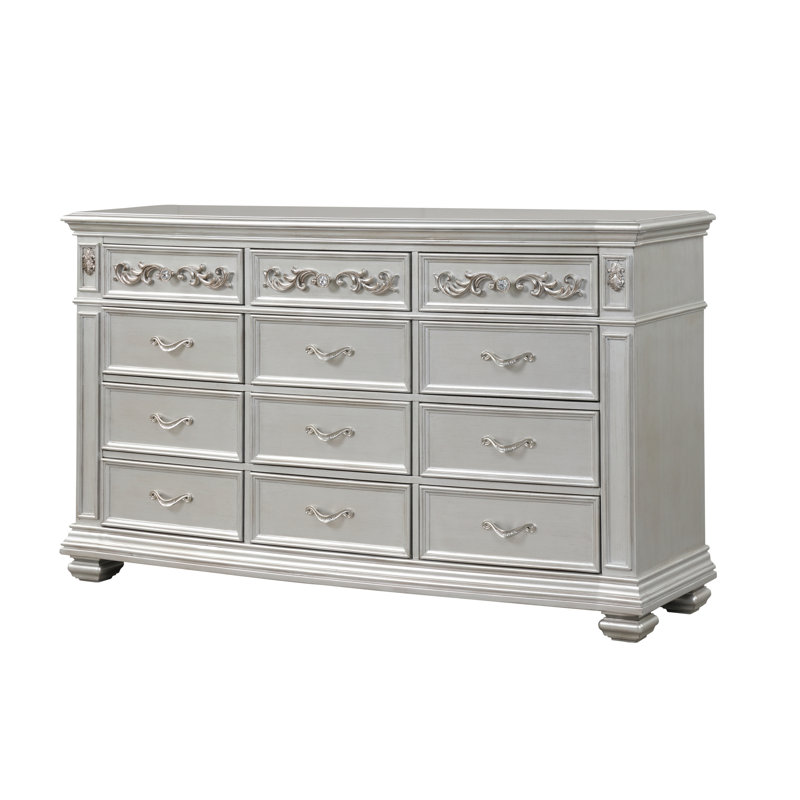 Lloydene Bedroom Set with LED Lighting, Queen