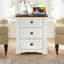 Table de chevet 17,7 po à 3 tiroirs, tables de bout larges avec station de charge, tables de bout de chevet Farmhouse-89723561