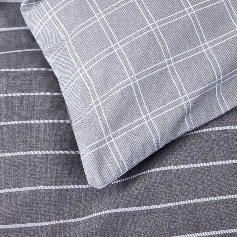 Bernete Satin Striped Duvet Cover Set with Pillowcases, Super King - 2 Standard Pillowcases