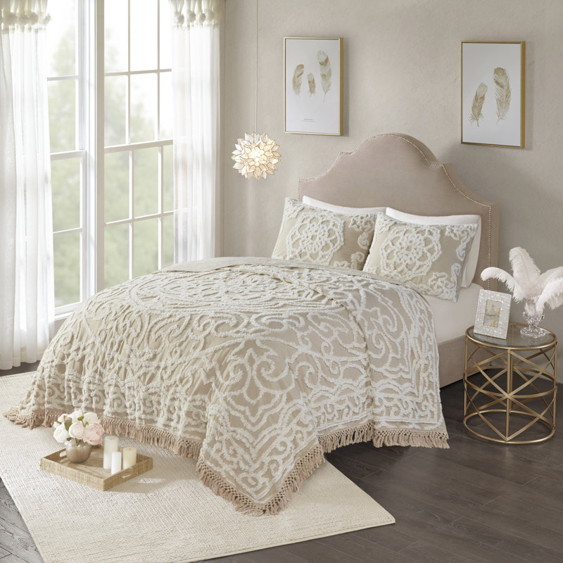 Full Beige Cotton Reversible Tufted Chenille Coverlet Set
