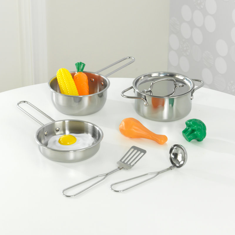 Deluxe Cookware Metal Play Set with 11 Pieces of Play Food