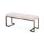 Banc rembourré à boutons beige et bronze, pièce intérieure moderne, structure ouverte, lignes droites, pieds à finition lisse, pi