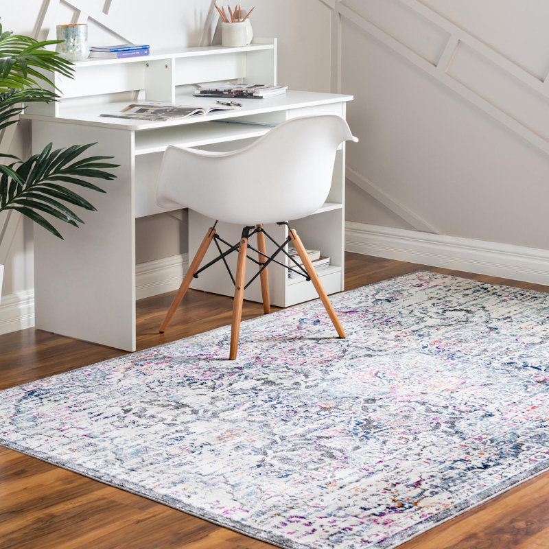 Oriental Indoor Rug, Rectangle 5'1" x 7'10"