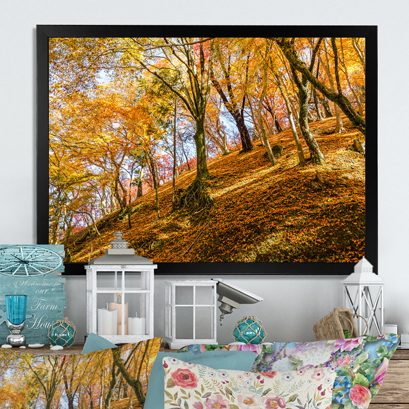 Feuille d'automne sur une colline - reproduction sur toile, H 8 po x l 12 po x P 1 po, Cadre d'angle fermé noir
