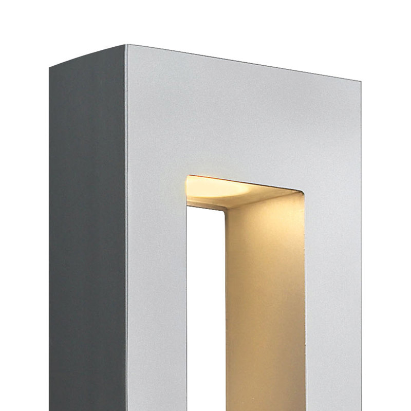 Plafonnier encastré d'extérieur en verre givré Atlantis, H 16 po x l 6 po x P 3,5 po, Titane