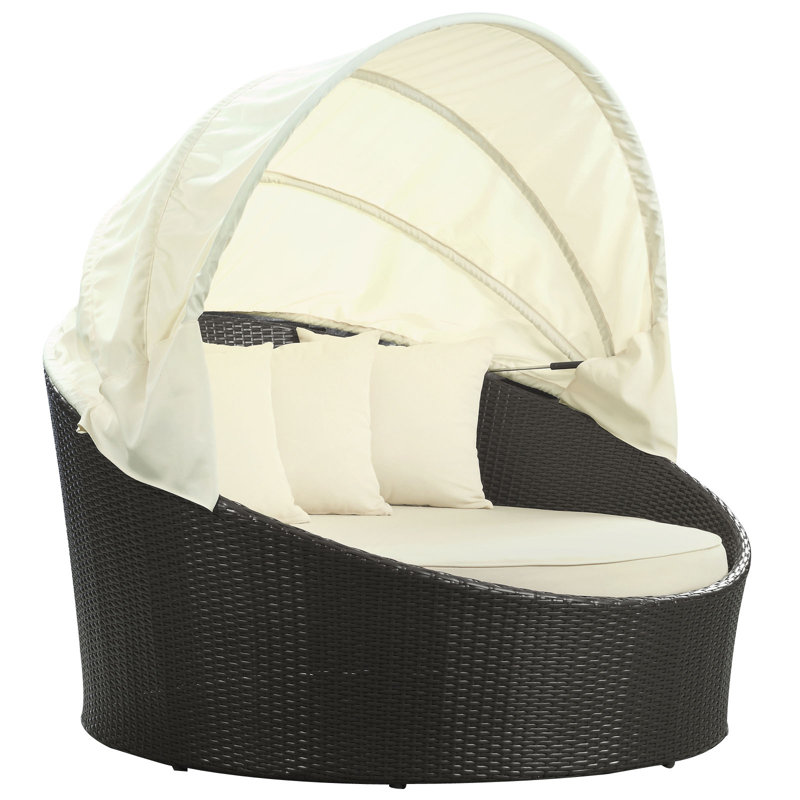 Siesta Outdoor Rattan Canopy Bed