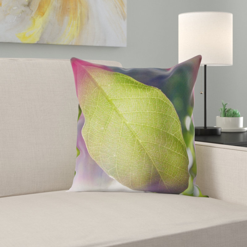 Coussin décoratif à feuilles