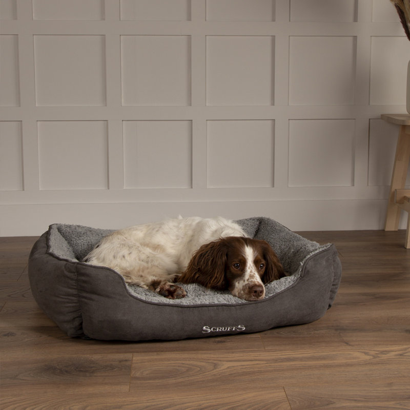 Cosy Polyester Pet Bed, Small (5-12kg)
