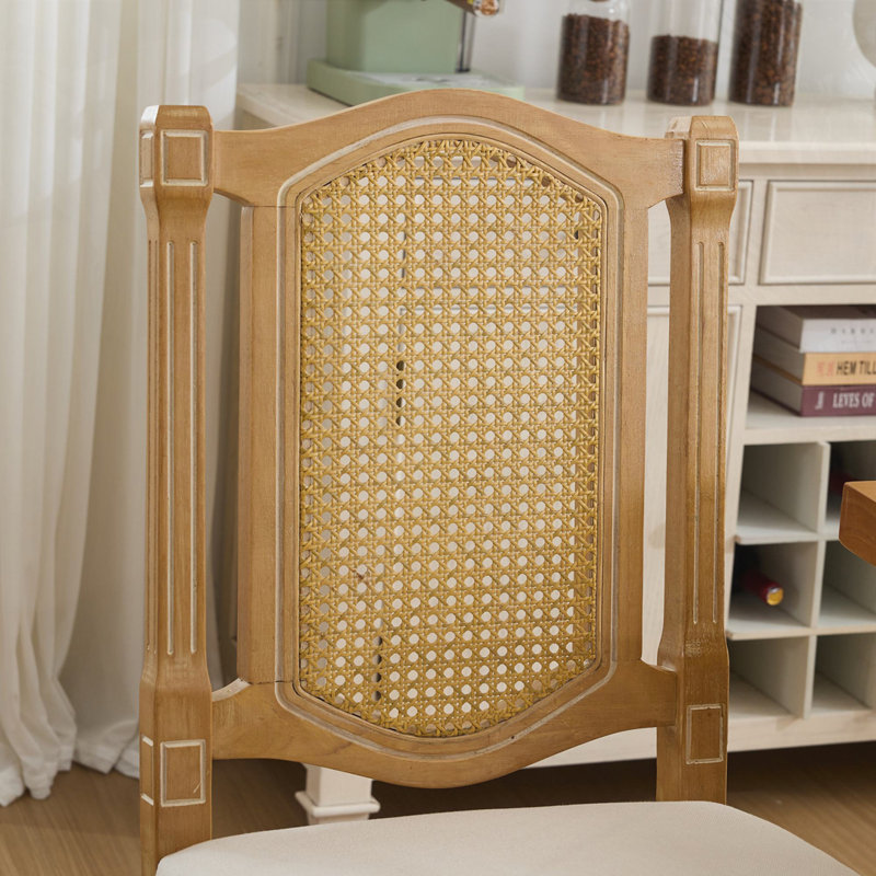 Chaise en bois massif à dossier en rotin, Beige