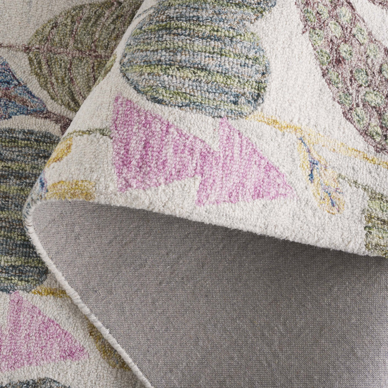 Jardin Blue and Pink Floral Wool 5' x 8' Area Rug