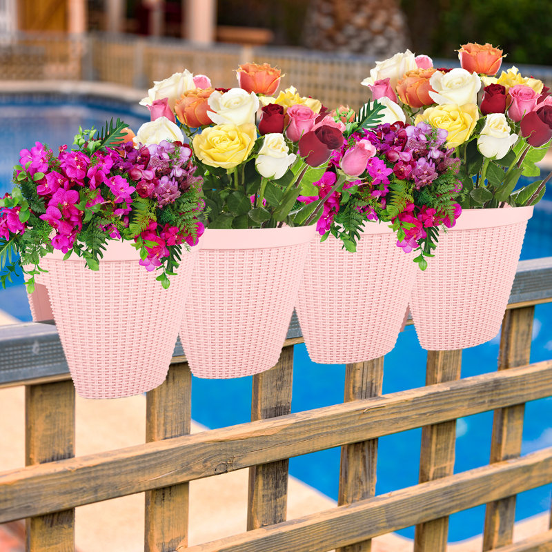 Quindarrius Outdoor Railing Planter, Pink