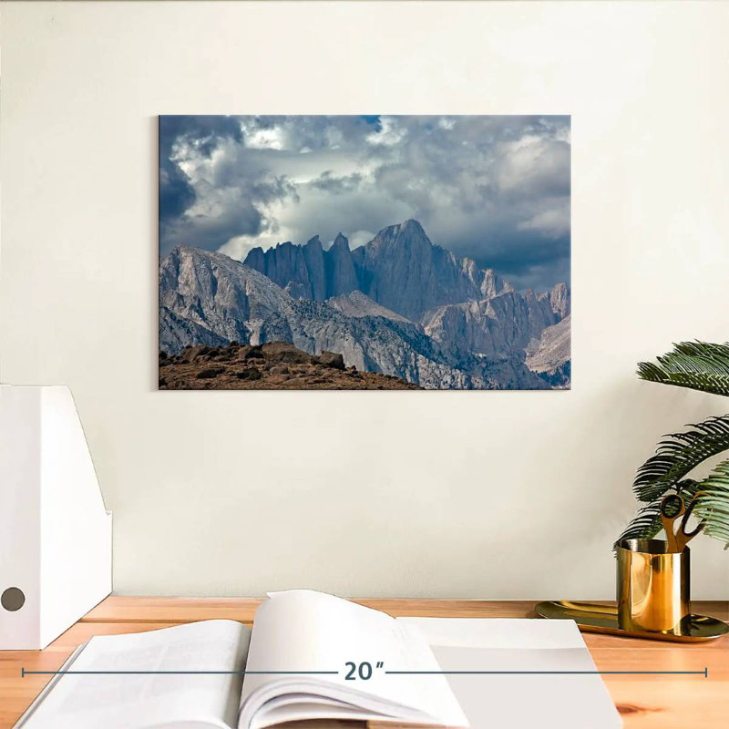 Majestic Mount Whitney, H 8 po x l 12 po