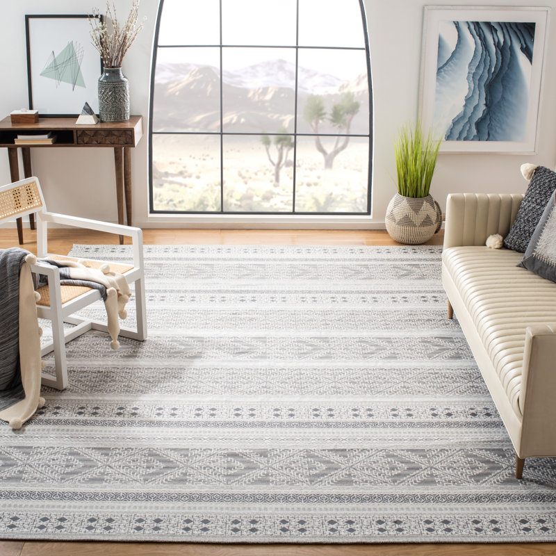 Novalee Vintage Hand Woven Performance Southwestern Rug, Rectangle 6' x 9'