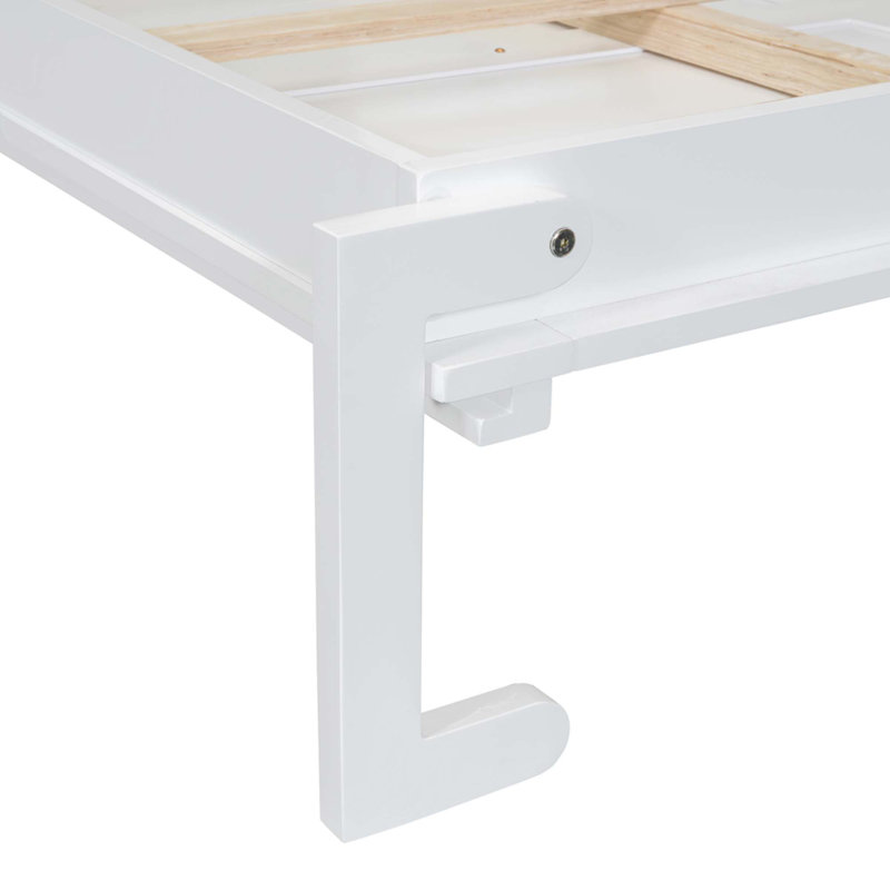Grand lit escamotable, Blanc