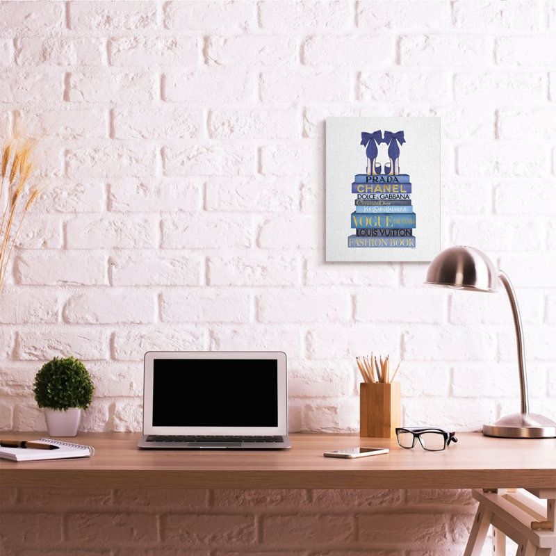 «Blue Bow Heels Above» par Amanda Greenwood, reproduction d'art graphique sur toile, H 20 po x l 16 po x P 1,5 po