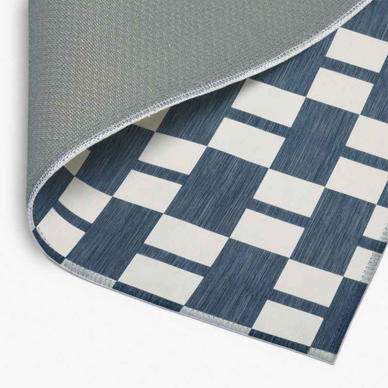 Checkered Grey Indoor and Outdoor Area Rug, Rectangle 2' x 3'