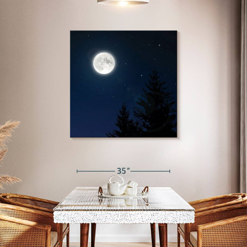 Oberle White Full Moon, 24" H x 24" W