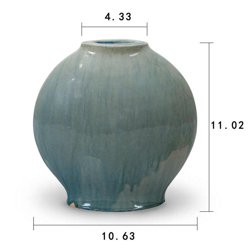 Daeron Table Vase