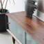 Cabinet audio-visuel simple en noyer noir