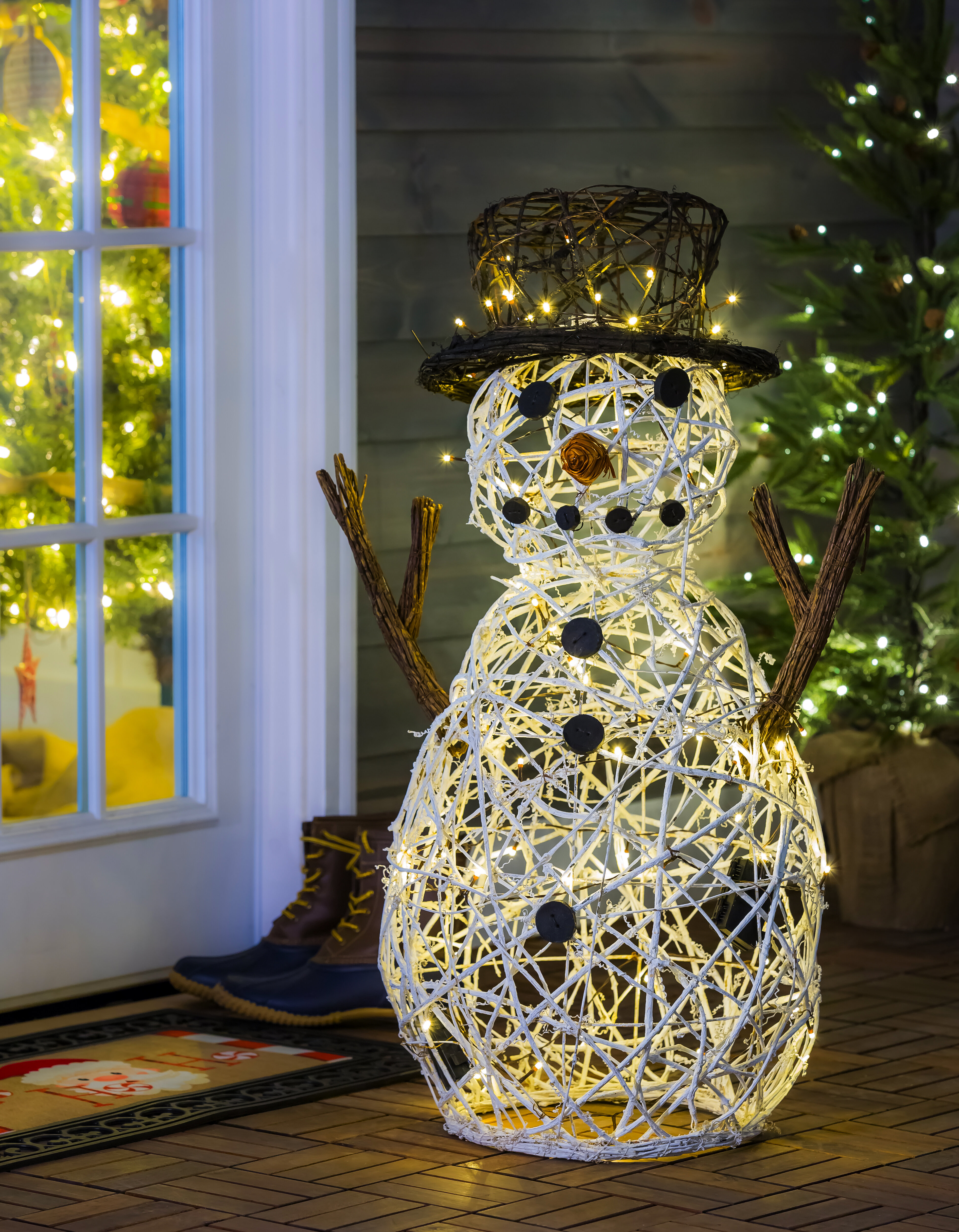 https://assets.wfcdn.com/im/60810522/compr-r85/5896/58964451/vine-snowman-lighted-display.jpg