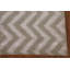 Tapis 8 pi 9 po x 6 pi 0 po