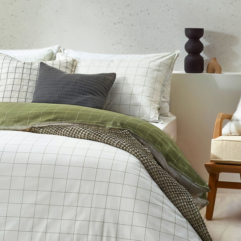Abiyah Cotton Chequered Duvet Cover Set with Pillowcases, Kingsize - 2 Standard Pillowcases, Green/White