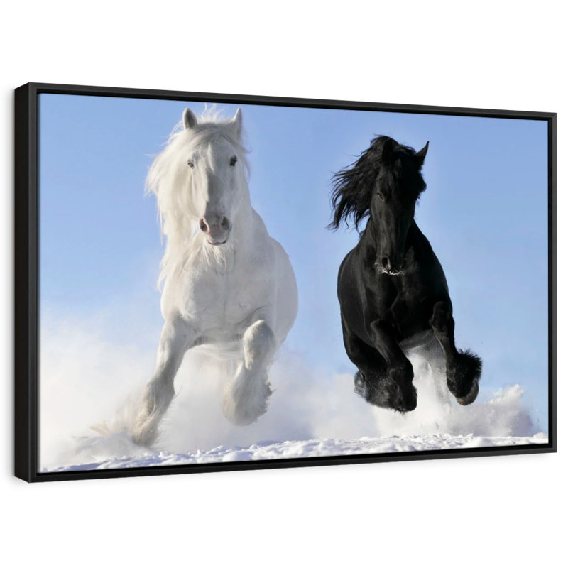 «Winter Friesian Horses», reproduction sur toile, H 27 po x l 40 po